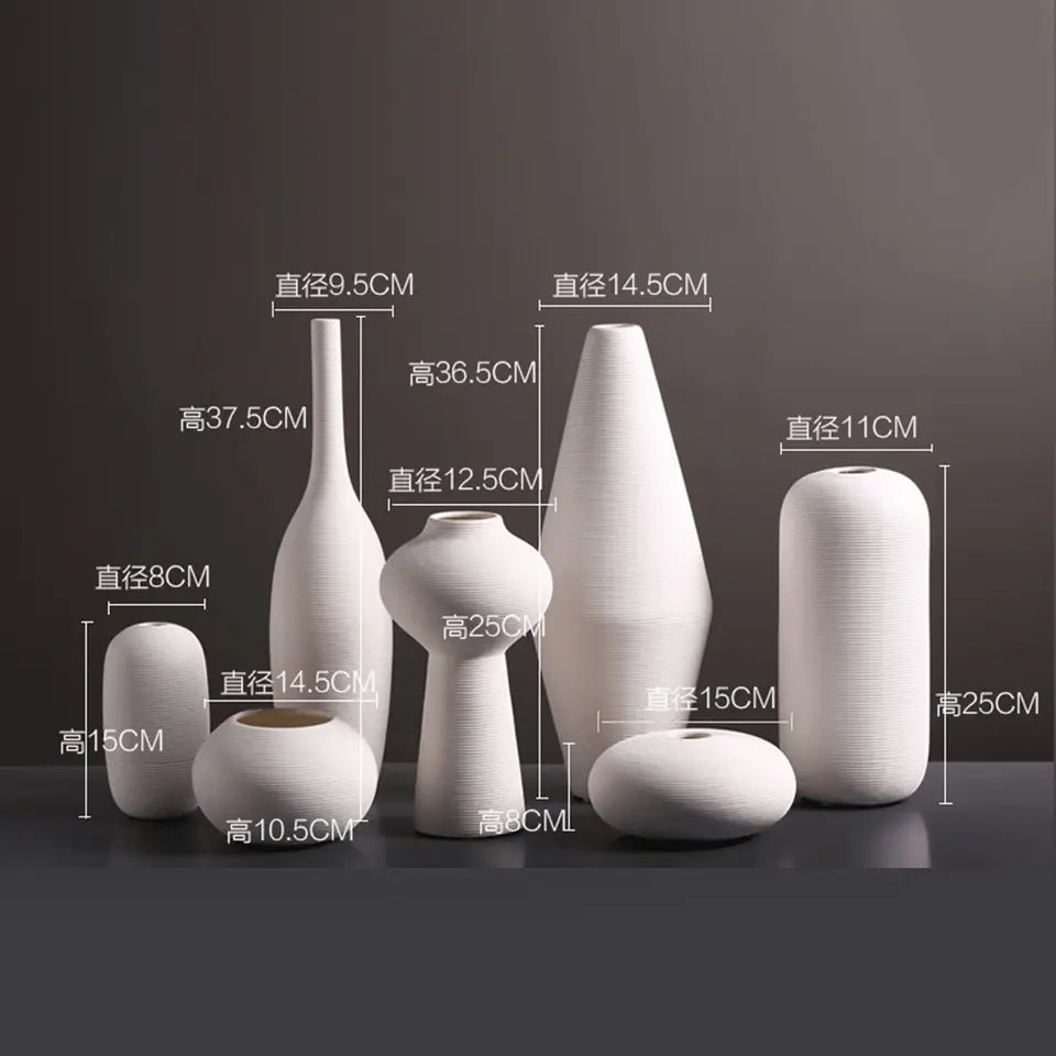Minimalist Ceramic Vase Set (Set of 3)