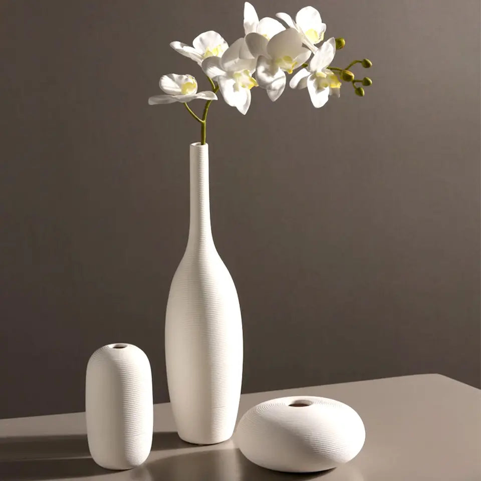Minimalist Ceramic Vase Set (Set of 3)